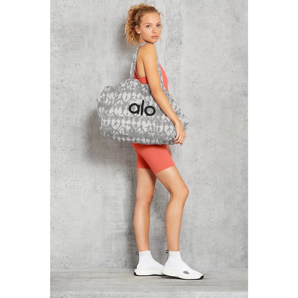 Shopper tote
